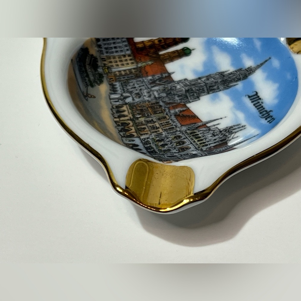 VTG Porcelain Ashtray Munchen Bavaria Germany Theo Kuhn Butgwinbheim Gold Rim - Picture 3 of 12